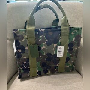 Claire's Green and Black Floral Tote Bag